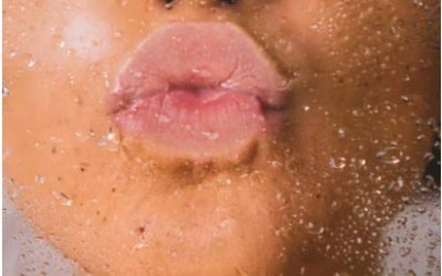 What are Russian lips?
